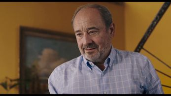 Viktor Preiss in Mothers (2021)