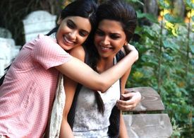 Deepika Padukone and Diana Penty in Cocktail (2012)