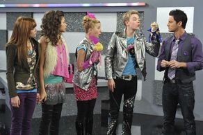 R. Brandon Johnson, Bella Thorne, Kenton Duty, Caroline Sunshine, and Zendaya in Shake It Up (2010)