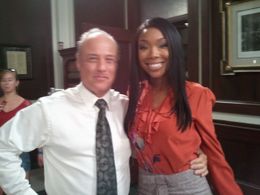 W/Brandy Norwood on set of Drop Dead Diva