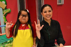 Liza Diño and Ryzza Mae Dizon in The Ryzza Mae Show (2013)