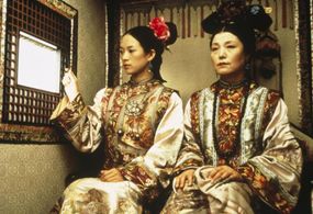 Yan Hai and Ziyi Zhang in Crouching Tiger, Hidden Dragon (2000)
