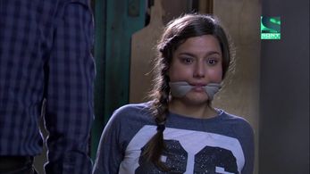 Sheyla Fariña in Serramoura: Arma homicida (2014)