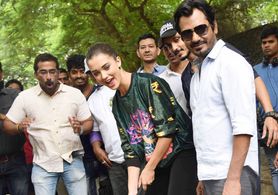 Nawazuddin Siddiqui and Amy Jackson at an event for Freaky Ali (2016)