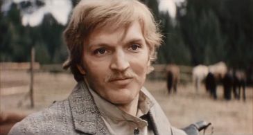 Aleksandr Kaydanovskiy in Zolotaya rechka (1977)