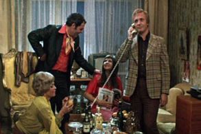 Lyudmila Karaush, Leonid Kuravlyov, Alla Meshcheryakova, and Aleksandr Shvorin in A Bargain for a Bargain (1977)