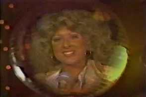 Elayne Boosler in Grease Day USA (1978)