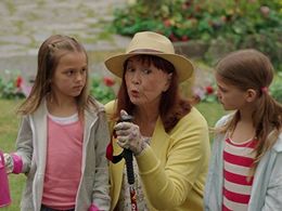 Diane Ladd, Kayden Magnuson, and Abbie Magnuson in Chesapeake Shores (2016)