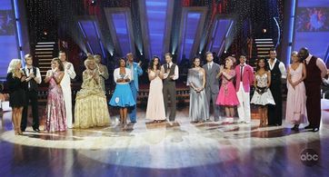 Cloris Leachman, Lance Bass, Toni Braxton, Cody Linley, Brooke Burke, Warren Sapp, Rocco DiSpirito, Maurice Greene, Kym 