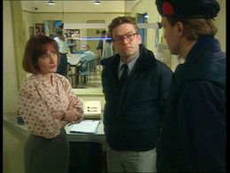 Marloes van den Heuvel, Norbert Kaart, and Luk van Mello in Vrouwenvleugel (1993)