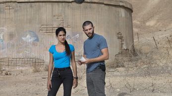 Magi Azarzar and Roy Nik in Sirens (2014)