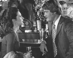 Wayne Maunder and Marianne McAndrew in The Seven Minutes (1971)