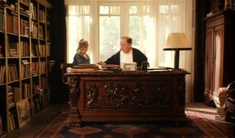 Pieter Lutz and Tiba Tossijn in Lang leve de koningin (1995)