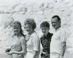 Hayley Mills, Mary Hayley Bell, John Mills, and Jonathan Mills
