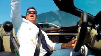 Fredrik Eklund in Million Dollar Listing New York: Broker in the Rye (2021)