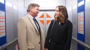 Holly Shervey as Zoe - Shortland Street