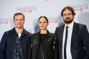 Marion Cotillard, Justin Kurzel, and Michael Fassbender at an event for Assassin's Creed (2016)