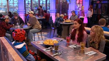 Jennette McCurdy, Marc Fajardo, and Ariana Grande in Sam & Cat (2013)