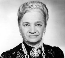 Maria Ouspenskaya in Dodsworth (1936)