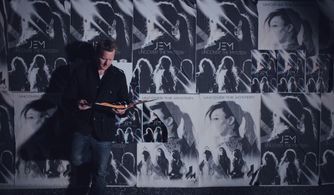 Ryan Landels in Jem and the Holograms (2015)