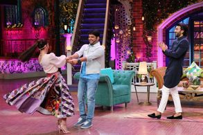 Meezaan Jafri, Kapil Sharma, and Sharmin Segal in The Kapil Sharma Show: Mallika Sherawat, Ekta Kapoor & Tusshar Kapoor 
