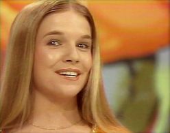 Geri Reischl in The Brady Bunch Variety Hour (1976)