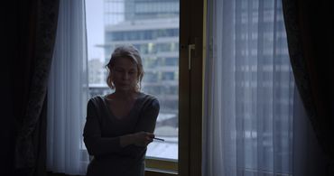 Corinna Kirchhoff in Daughters (2014)