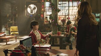 Eddie Kaye Thomas, Katharine McPhee, and Riley B. Smith in Scorpion (2014)