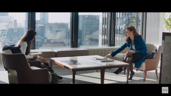 Whitney Peak in Molly's Game with Jessica Chastain