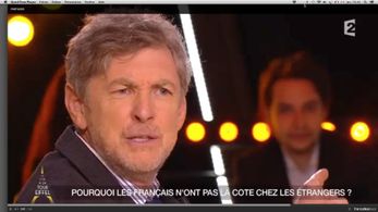 Still from Un Soir à la Tour Eiffel (FR2)