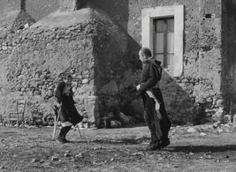 Broderick Crawford and Sue Ellen Blake in The Swindle (1955)