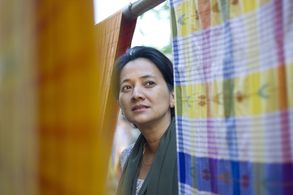 Cut Mini Theo in Emma' (Mother) (2016)