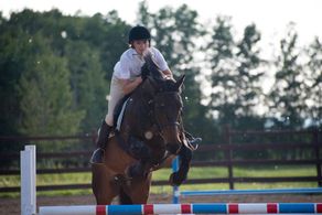 Laura Lieben on set of 