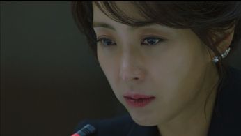 Song Yun-ah in The K2 (2016)