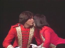 Robert Shields and Lorene Yarnell Jansson in Bob Hope on the Road to China (1979)