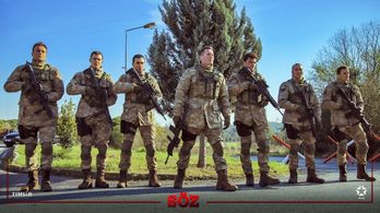 Nezir Çinarli, Dogukan Polat, Nihat Altinkaya, Görkem Sevindik, Burak Sevinç, Aytaç Sasmaz, and Orhan Ari in Söz (2017)