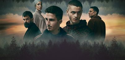 Ofek Pesach, Yehuda Levi, Yaniv Biton, Shani Cohen, and Amir Tessler in Unknowns (2021)