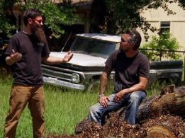 Richard Rawlings and Aaron Kaufmann in Fast N' Loud (2012)