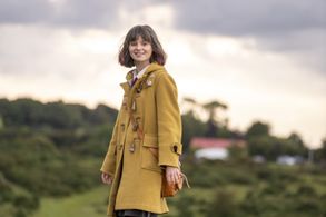 Lola Petticrew in Dating Amber (2020)