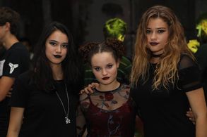 Felicity Bryant, Sara Wolfkind, and Avalon Greenberg Call in Unbreakable Bond (2017)