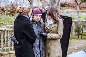 When Autumn Leaves Fall