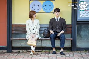 Cha Eun-Woo and Park Gyuyoung in A Good Day to be a Dog (2023)
