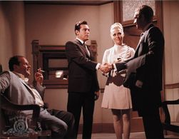 Steve McQueen, Faye Dunaway, Paul Burke, and Jack Weston in The Thomas Crown Affair (1968)