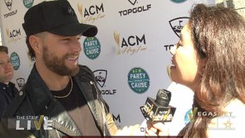 Maria Ngo and Chris Lane in The Strip Live (2008)