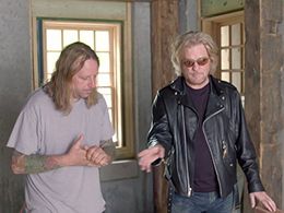 Daryl Hall in Daryl's Restoration Over-Hall: Stones and Brick (2014)