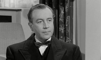 Dennis Price in Play It Cool (1962)