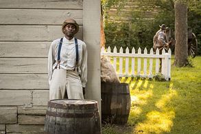 Justin Moses and Danilo Reyes in Black Gold (2018)