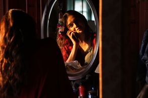 Aditi Rao Hydari in Chekka Chivantha Vaanam (2018)