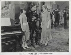Jacqueline Logan and Tom Mix in Tony Runs Wild (1926)