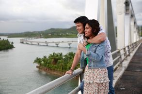 Rayver Cruz and Julie Anne San Jose in The Cheating Game (2023)